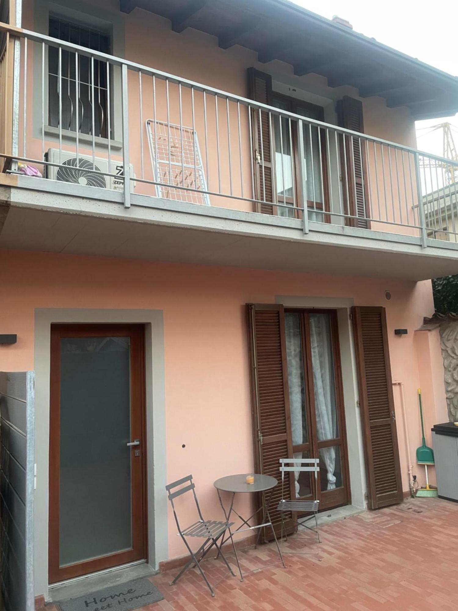Sweet Home... Parking Inside Azzano San Paolo Exterior foto
